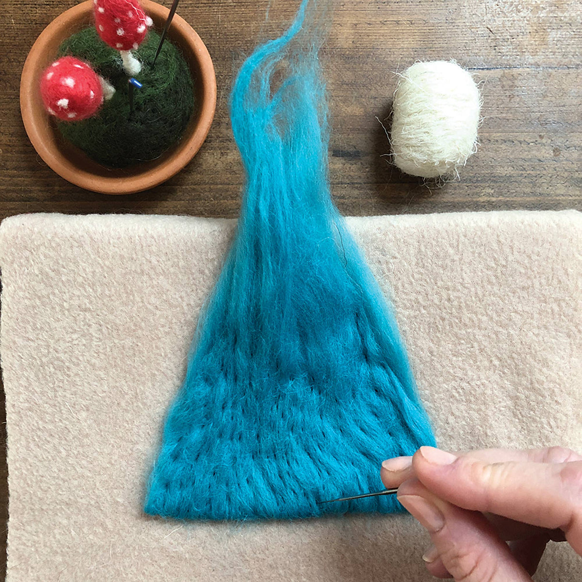 Premium needle felting kit - SEVEN Naughty Gnomes.