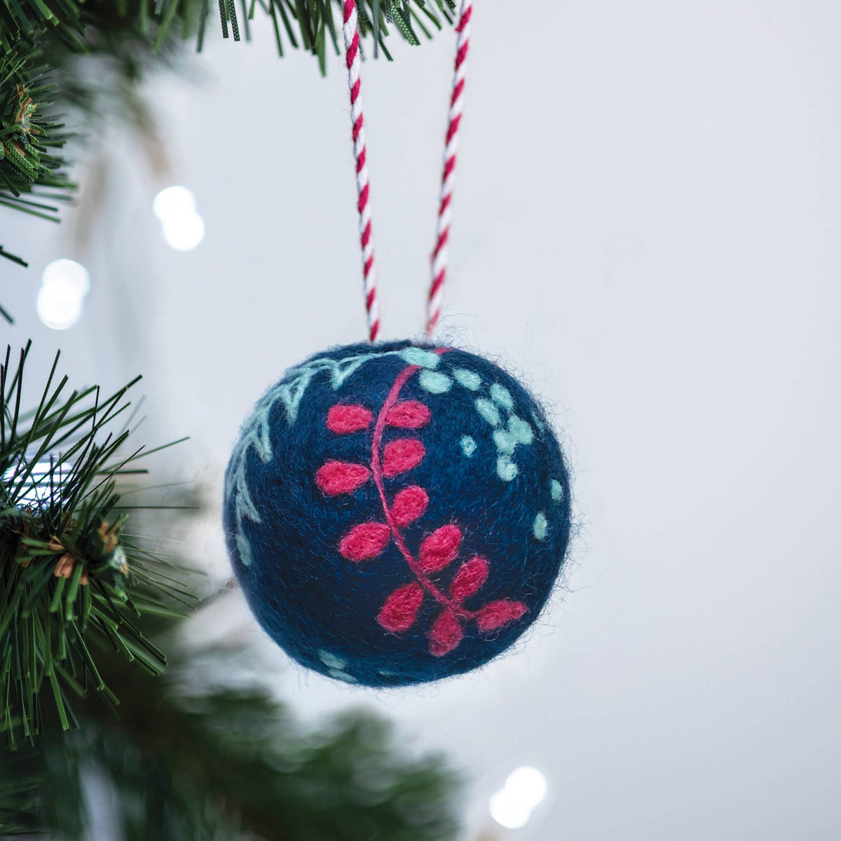 Needle Felting Kit -  Christmas Baubles